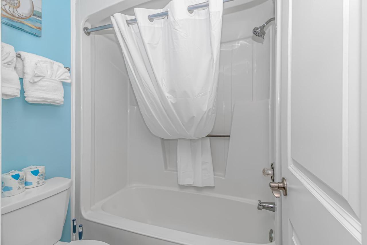 Oceanfront 1 Bedroom Suite With Beautiful Decor And Accents Caravelle Resort 1039 Sleeps 6 Guests Myrtle Beach Exterior foto
